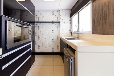 Apartamento para alugar com 121m², 3 quartos e 2 vagasCozinha