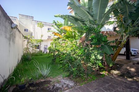 Casa à venda com 350m², 4 quartos e 4 vagasQuintal