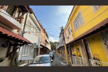 Casa para alugar com 85m², 3 quartos e 1 vagaÁrea comum
