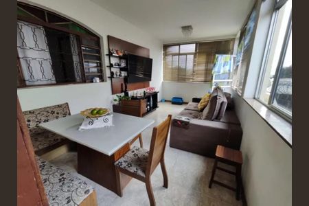 Foto 09 de casa à venda com 3 quartos, 190m² em Camargos, Belo Horizonte