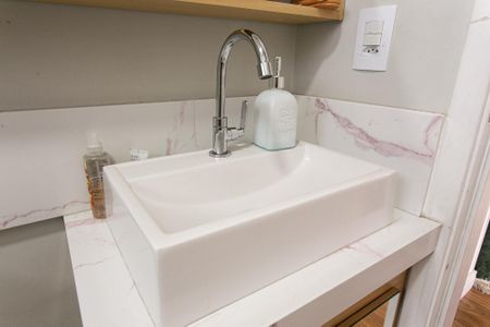 Apartamento à venda com 50m², 2 quartos e 1 vaga Apartamento à venda com 50m², 2 quartos e 1 vagaBanheiro