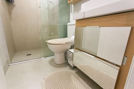 Apartamento à venda com 50m², 2 quartos e 1 vaga Apartamento à venda com 50m², 2 quartos e 1 vagaBanheiro