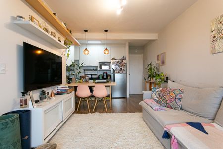 Apartamento à venda com 50m², 2 quartos e 1 vaga Apartamento à venda com 50m², 2 quartos e 1 vagaSala