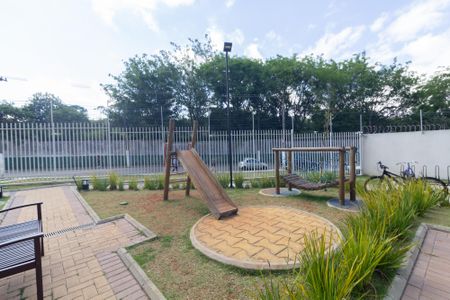 Apartamento para alugar com 41m², 2 quartos e sem vaga Apartamento para alugar com 41m², 2 quartos e sem vagaÁrea comum - Playground