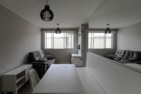 Sala de apartamento para alugar com 2 quartos, 40m² em Jardim Nathalie, Mogi das Cruzes