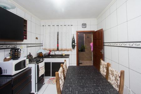 Casa para alugar com 80m², 2 quartos e 1 vaga