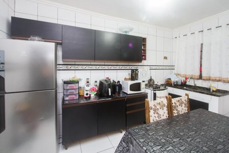 Casa para alugar com 80m², 2 quartos e 1 vaga