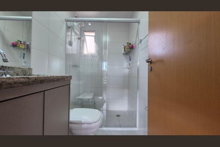 Apartamento à venda com 55m², 2 quartos e 2 vagas Apartamento à venda com 55m², 2 quartos e 2 vagasBanheiro