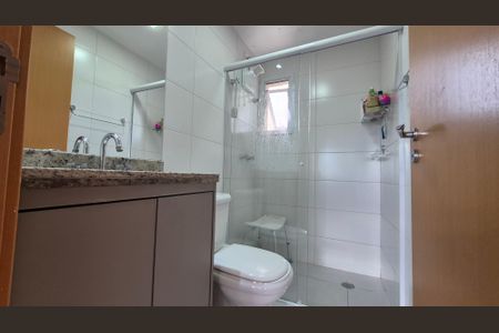 Apartamento à venda com 55m², 2 quartos e 2 vagas Apartamento à venda com 55m², 2 quartos e 2 vagasBanheiro