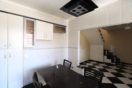 Casa à venda com 175m², 3 quartos e 3 vagasCozinha 2