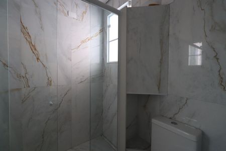 Casa à venda com 175m², 3 quartos e 3 vagasBanheiro