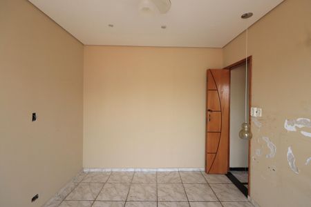 Casa à venda com 175m², 3 quartos e 3 vagasQuarto 2