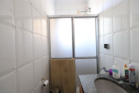 Casa à venda com 175m², 3 quartos e 3 vagasBanheiro da Suíte