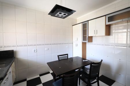 Casa à venda com 175m², 3 quartos e 3 vagasCozinha 2