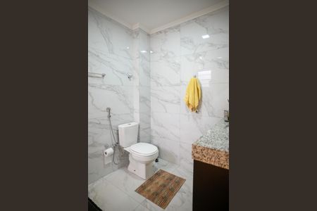 Banheiro de apartamento à venda com 1 quarto, 60m² em Vila Guarani, São Paulo