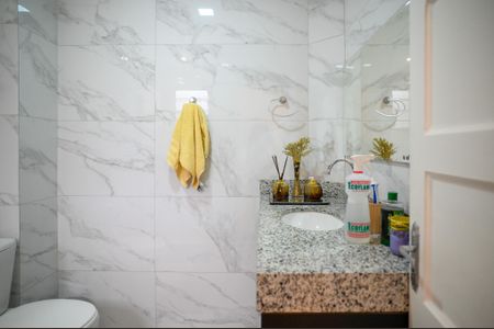 Apartamento à venda com 60m², 1 quarto e sem vagaBanheiro