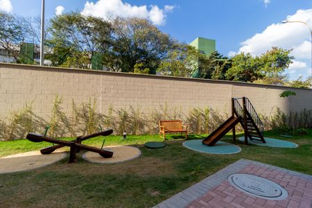 Apartamento para alugar com 38m², 2 quartos e sem vagaPlayground