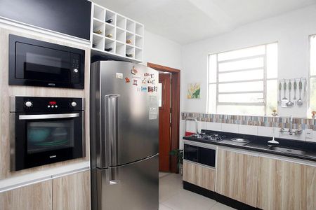 Apartamento à venda com 68m², 2 quartos e 1 vagaCozinha