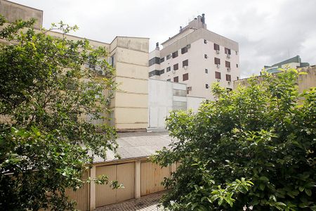 Apartamento à venda com 68m², 2 quartos e 1 vagaÁrea de Serviço Vista