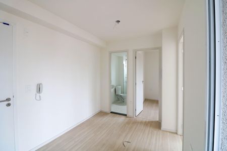Sala / Cozinha de apartamento para alugar com 2 quartos, 30m² em Vila Plana, São Paulo