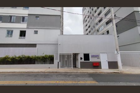 Apartamento para alugar com 30m², 2 quartos e sem vaga Apartamento para alugar com 30m², 2 quartos e sem vagaFachada