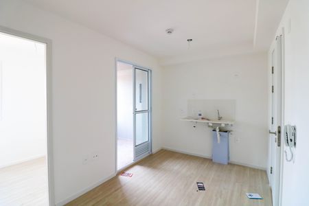 Apartamento para alugar com 30m², 2 quartos e sem vaga Apartamento para alugar com 30m², 2 quartos e sem vagaSala / Cozinha