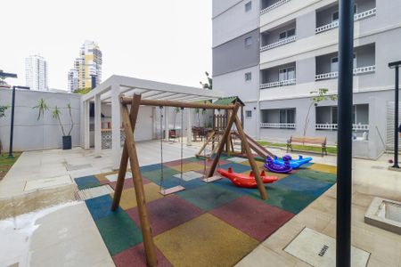 Apartamento para alugar com 30m², 2 quartos e sem vaga Apartamento para alugar com 30m², 2 quartos e sem vagaÁrea comum - Playground