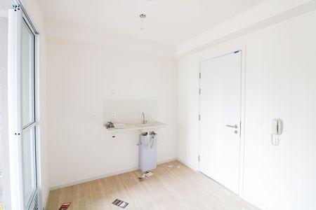 Apartamento para alugar com 30m², 2 quartos e sem vaga Apartamento para alugar com 30m², 2 quartos e sem vagaSala / Cozinha