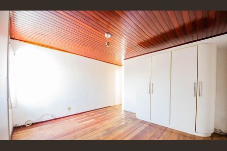 Apartamento à venda com 120m², 3 quartos e 2 vagasQuarto