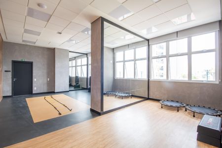 Apartamento para alugar com 67m², 2 quartos e 1 vaga Apartamento para alugar com 67m², 2 quartos e 1 vagaÁrea comum - Academia