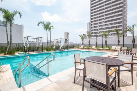 Apartamento para alugar com 67m², 2 quartos e 1 vaga Apartamento para alugar com 67m², 2 quartos e 1 vagaÁrea comum - Piscina