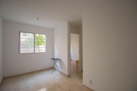 Sala de apartamento para alugar com 2 quartos, 40m² em Neves, São Gonçalo