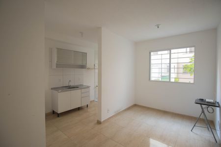 Sala de apartamento para alugar com 2 quartos, 40m² em Neves, São Gonçalo