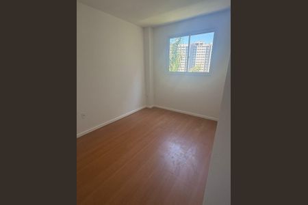 Quarto de apartamento para alugar com 2 quartos, 47m² em Irajá, Rio de Janeiro