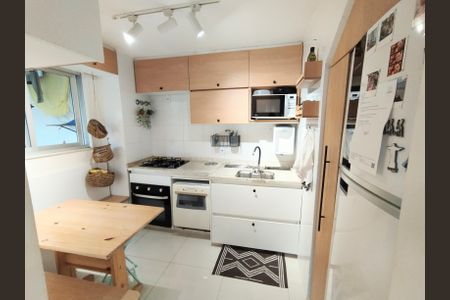 Cozinha de casa de condomínio para alugar com 4 quartos, 140m² em Freguesia (Jacarepaguá), Rio de Janeiro