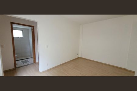 sala de apartamento para alugar com 2 quartos, 46m² em São João, Betim