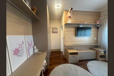 Casa de condomínio para alugar com 560m², 4 quartos e 9 vagasSuíte 2