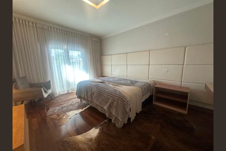 Casa de condomínio para alugar com 560m², 4 quartos e 9 vagasSuíte 4