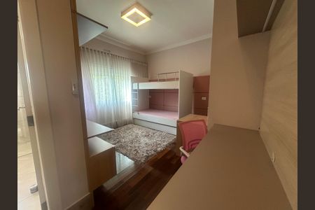 Casa de condomínio para alugar com 560m², 4 quartos e 9 vagasSuíte 1