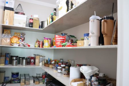 Casa de condomínio para alugar com 560m², 4 quartos e 9 vagasDespensa