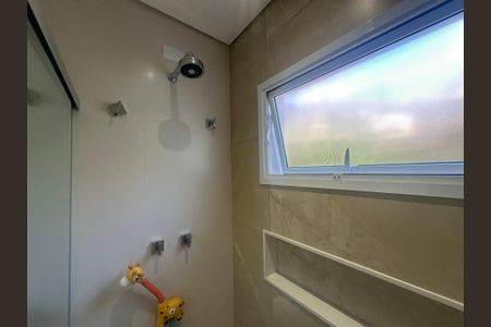 Casa de condomínio para alugar com 560m², 4 quartos e 9 vagasBanheiro da Suíte 2