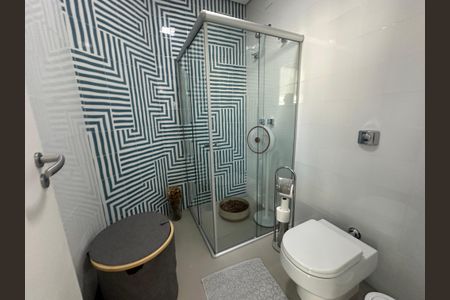 Casa de condomínio para alugar com 560m², 4 quartos e 9 vagasBanheiro Social