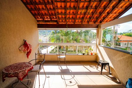 Sacada de casa para alugar com 3 quartos, 143m² em Canto do Forte, Praia Grande