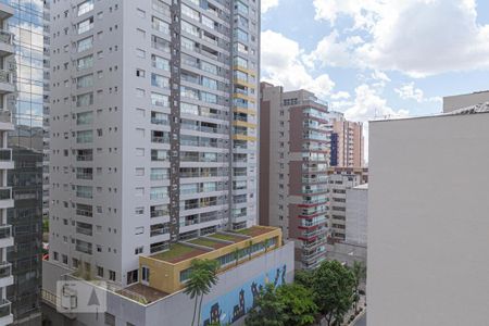 Apartamento para alugar com 36m², 1 quarto e 1 vaga Apartamento para alugar com 36m², 1 quarto e 1 vagaVista da varanda