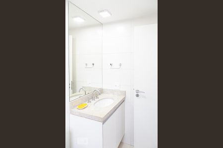 Banheiro de apartamento para alugar com 1 quarto, 36m² em Consolação, São Paulo