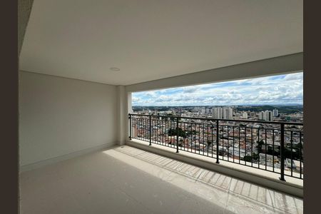 Apartamento à venda com 175m², 3 quartos e 3 vagas Apartamento à venda com 175m², 3 quartos e 3 vagasVaranda