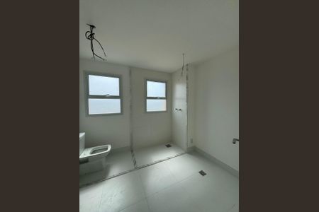 Apartamento à venda com 175m², 3 quartos e 3 vagas Apartamento à venda com 175m², 3 quartos e 3 vagasBanheiro