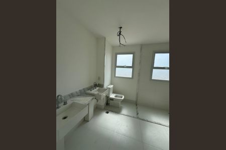 Apartamento à venda com 175m², 3 quartos e 3 vagas Apartamento à venda com 175m², 3 quartos e 3 vagasBanheiro