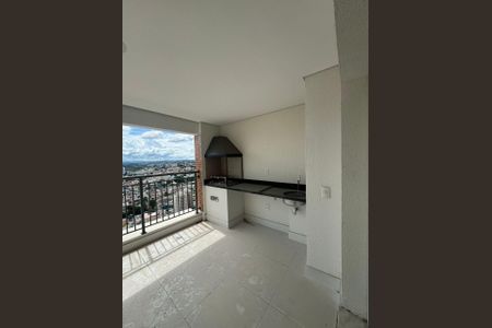 Apartamento à venda com 175m², 3 quartos e 3 vagas Apartamento à venda com 175m², 3 quartos e 3 vagasVaranda
