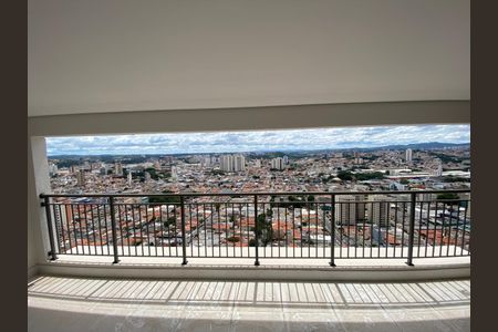 Apartamento à venda com 175m², 3 quartos e 3 vagas Apartamento à venda com 175m², 3 quartos e 3 vagasVaranda
